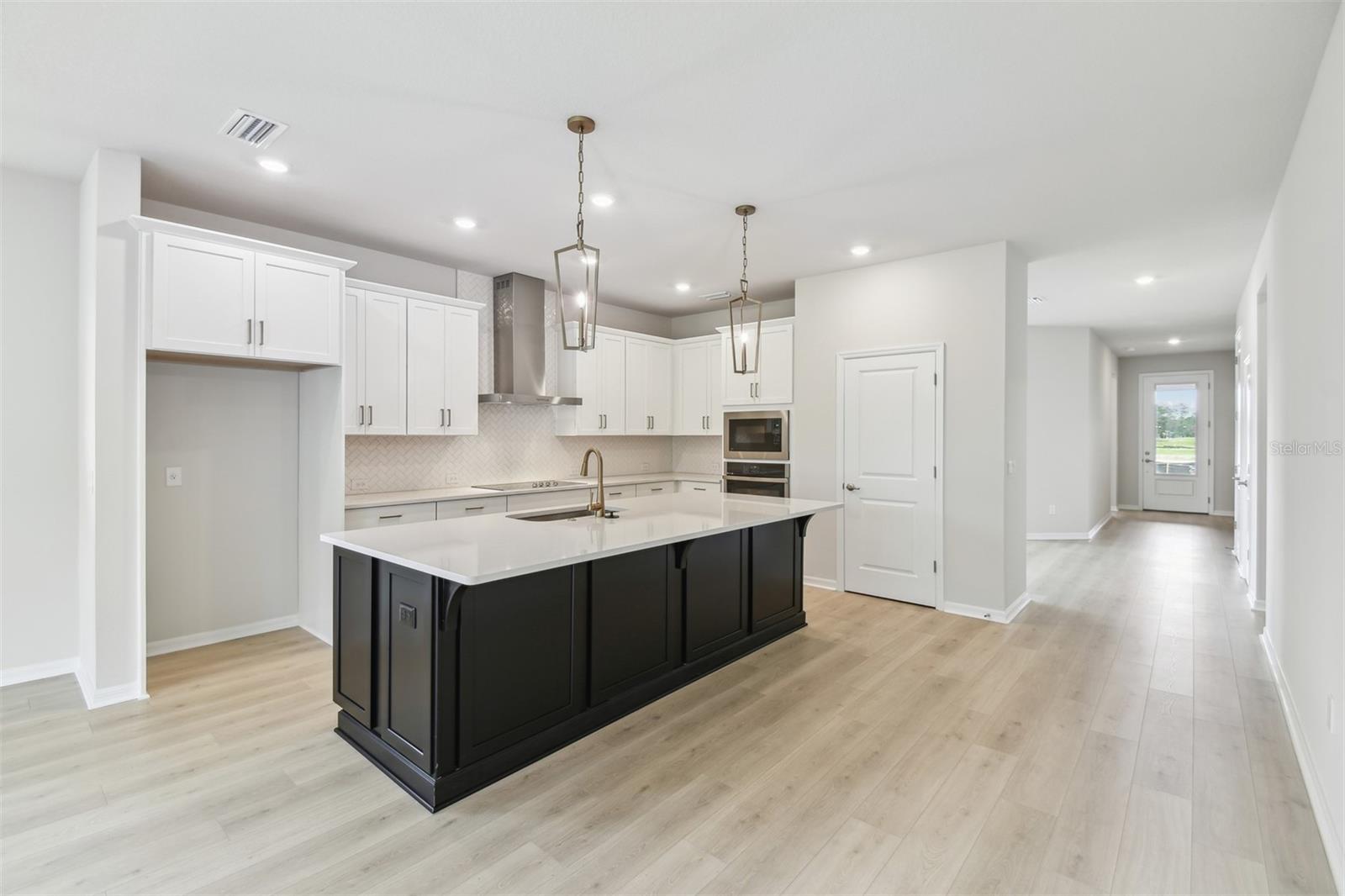 5950 BRISTLE OAK ST, MOUNT DORA, FL, 32757