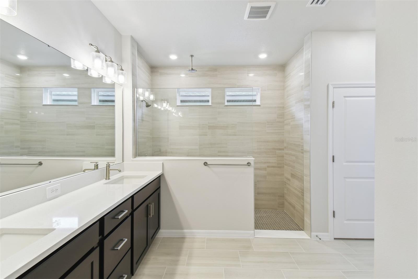 5950 BRISTLE OAK ST, MOUNT DORA, FL, 32757