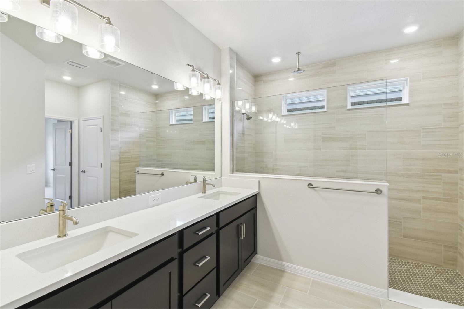5950 BRISTLE OAK ST, MOUNT DORA, FL, 32757