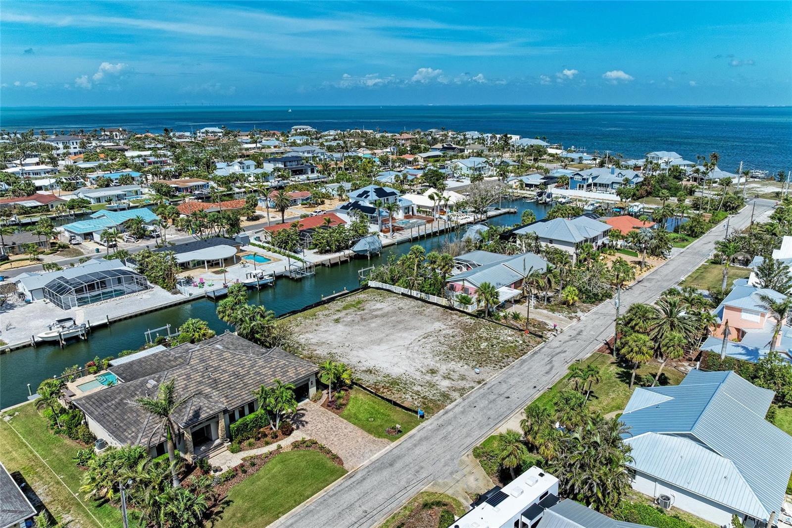 609 BARONET LN, HOLMES BEACH, FL, 34217