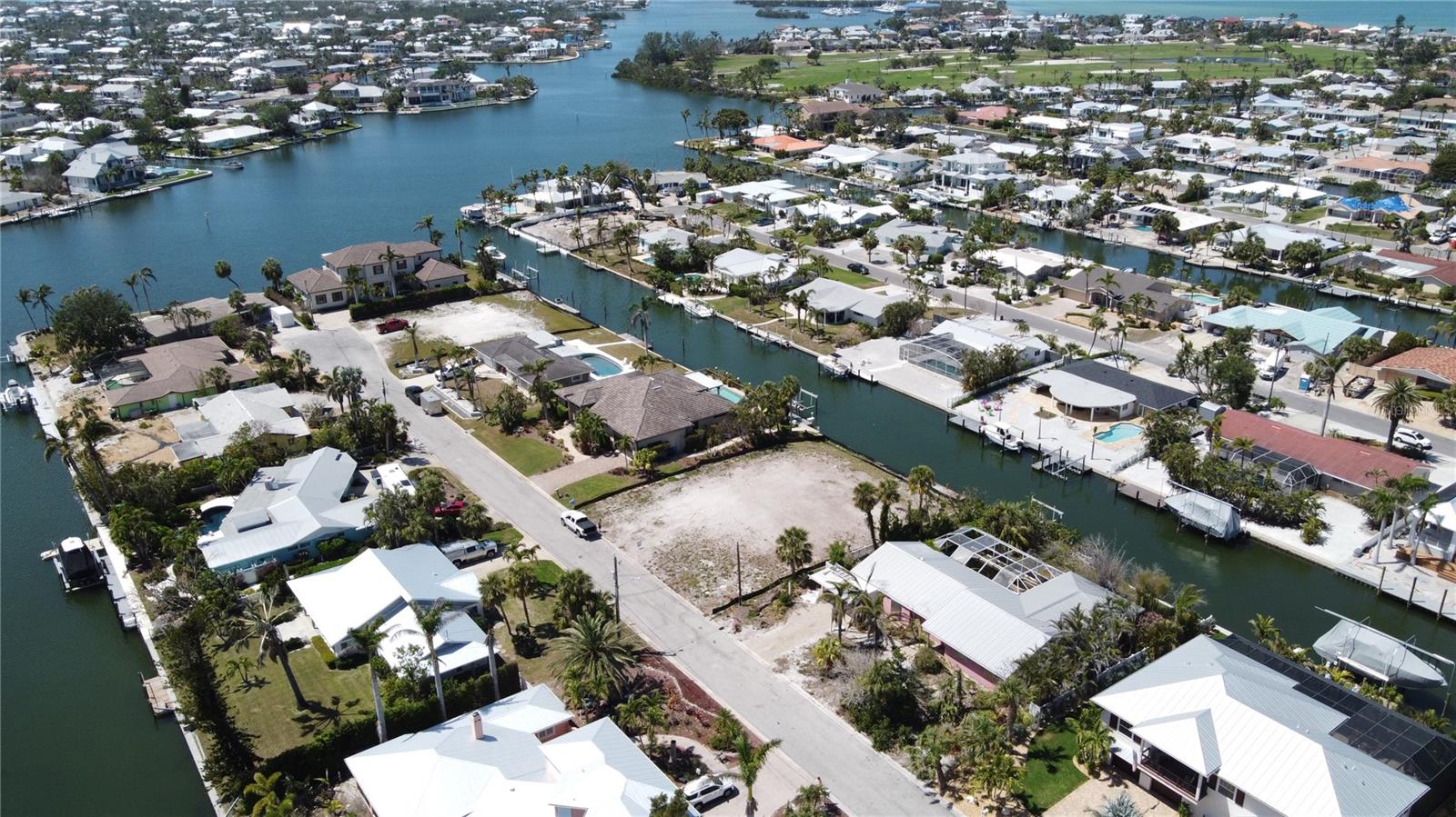 609 BARONET LN, HOLMES BEACH, FL, 34217