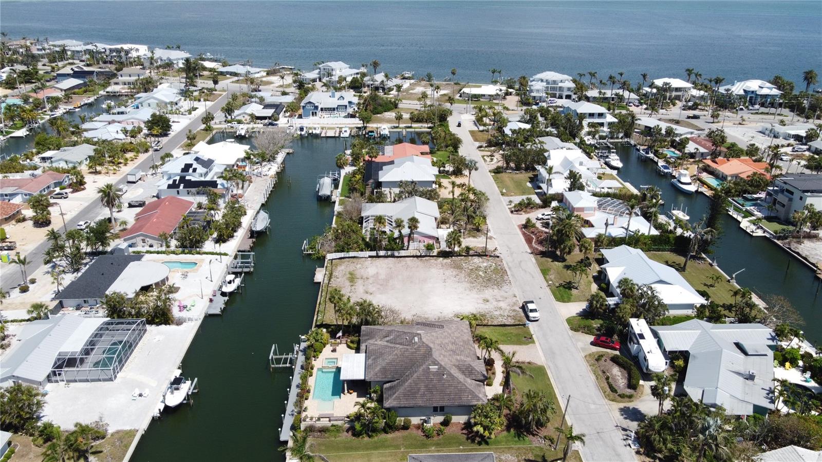 609 BARONET LN, HOLMES BEACH, FL, 34217