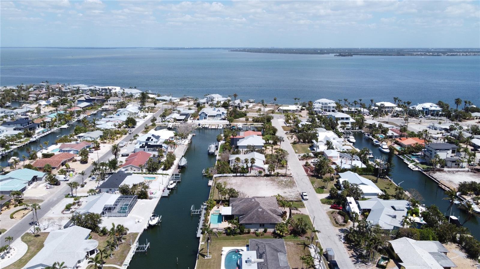 609 BARONET LN, HOLMES BEACH, FL, 34217