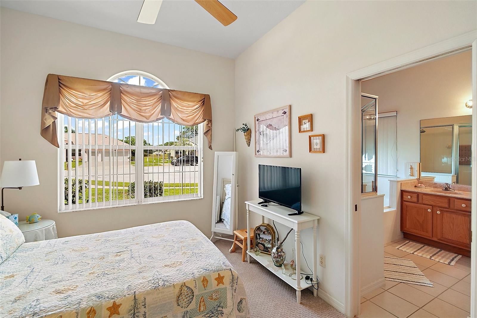 3800 WOODLEAF CT, LEESBURG, FL, 34748