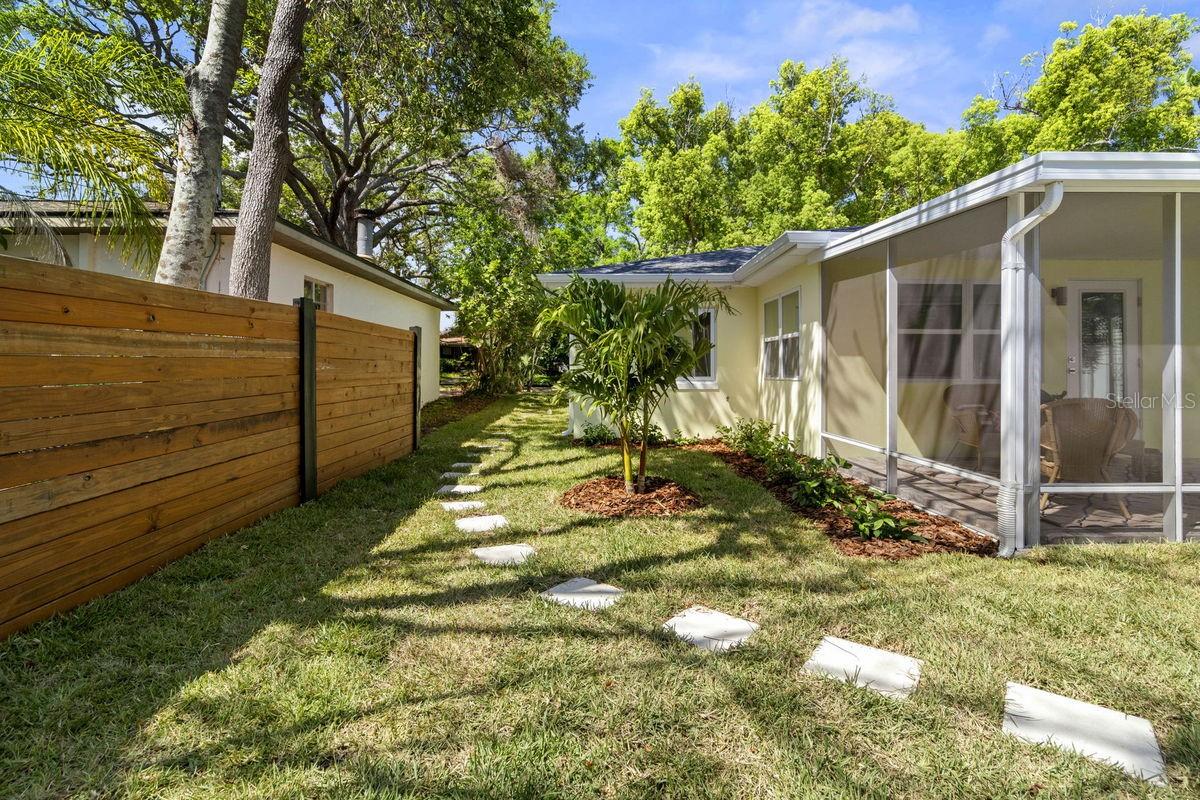 617 SCOTLAND ST, DUNEDIN, FL, 34698