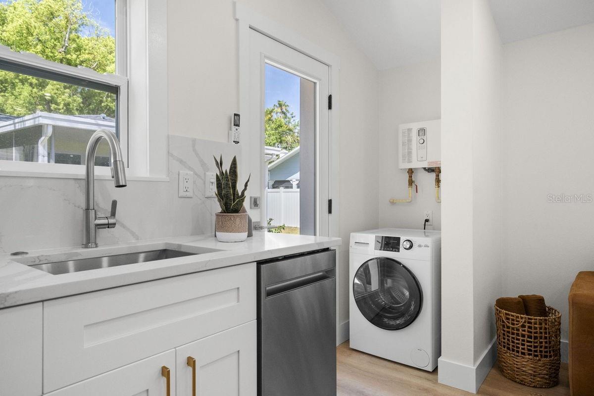 617 SCOTLAND ST, DUNEDIN, FL, 34698