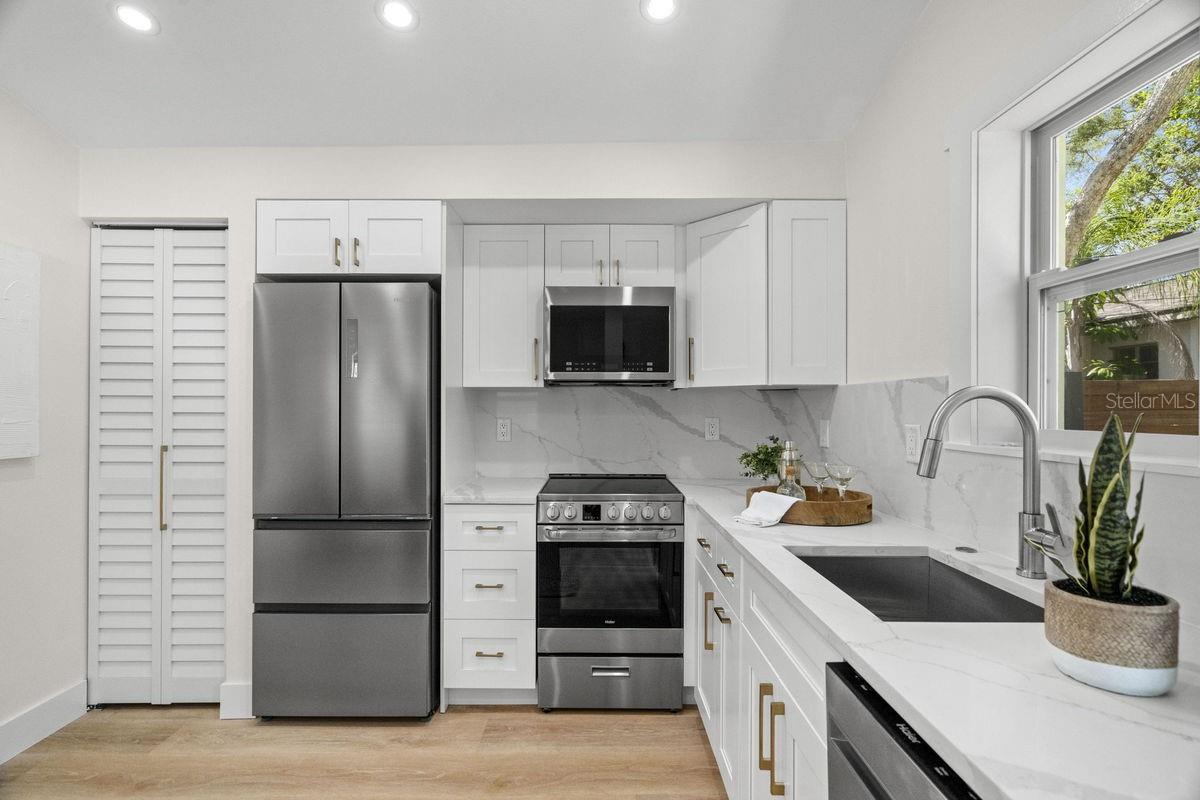 617 SCOTLAND ST, DUNEDIN, FL, 34698