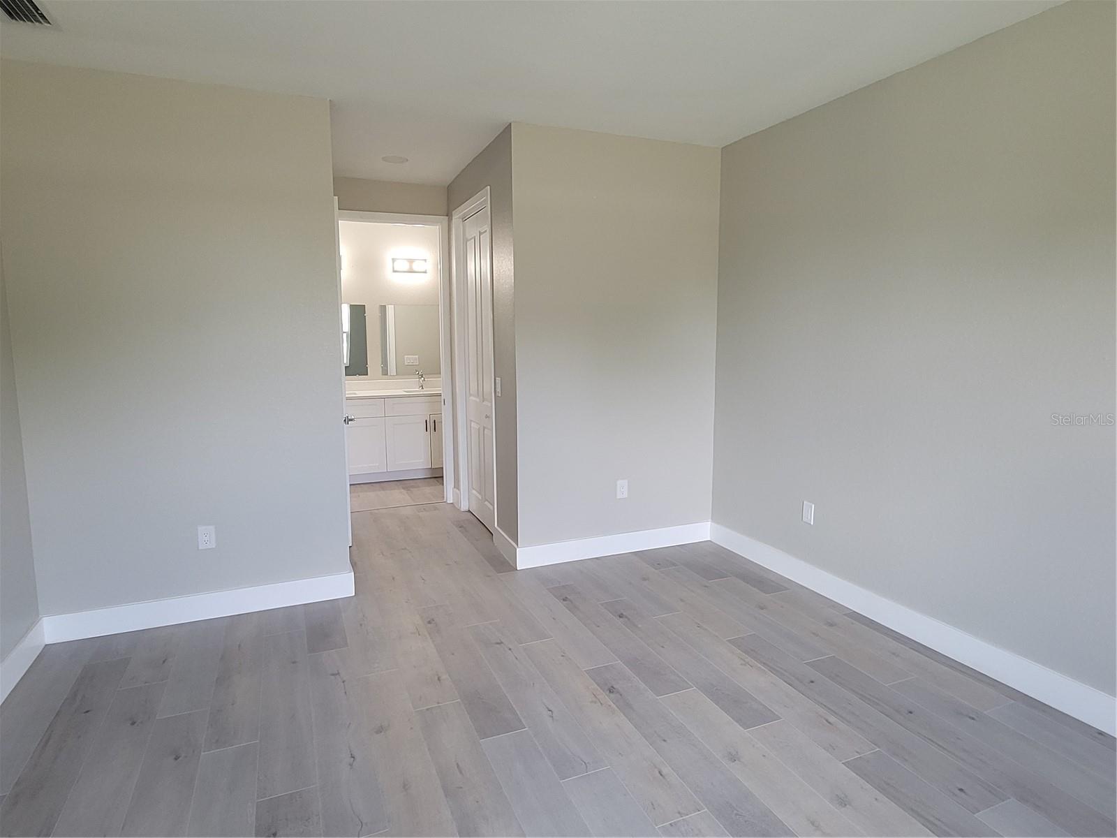 8543 DINNANO ST, PORT CHARLOTTE, FL, 33981