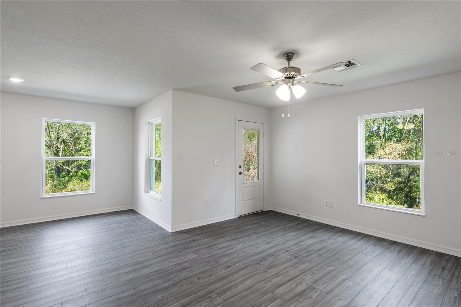 596 BAY LEAF DR, POINCIANA, FL, 34759
