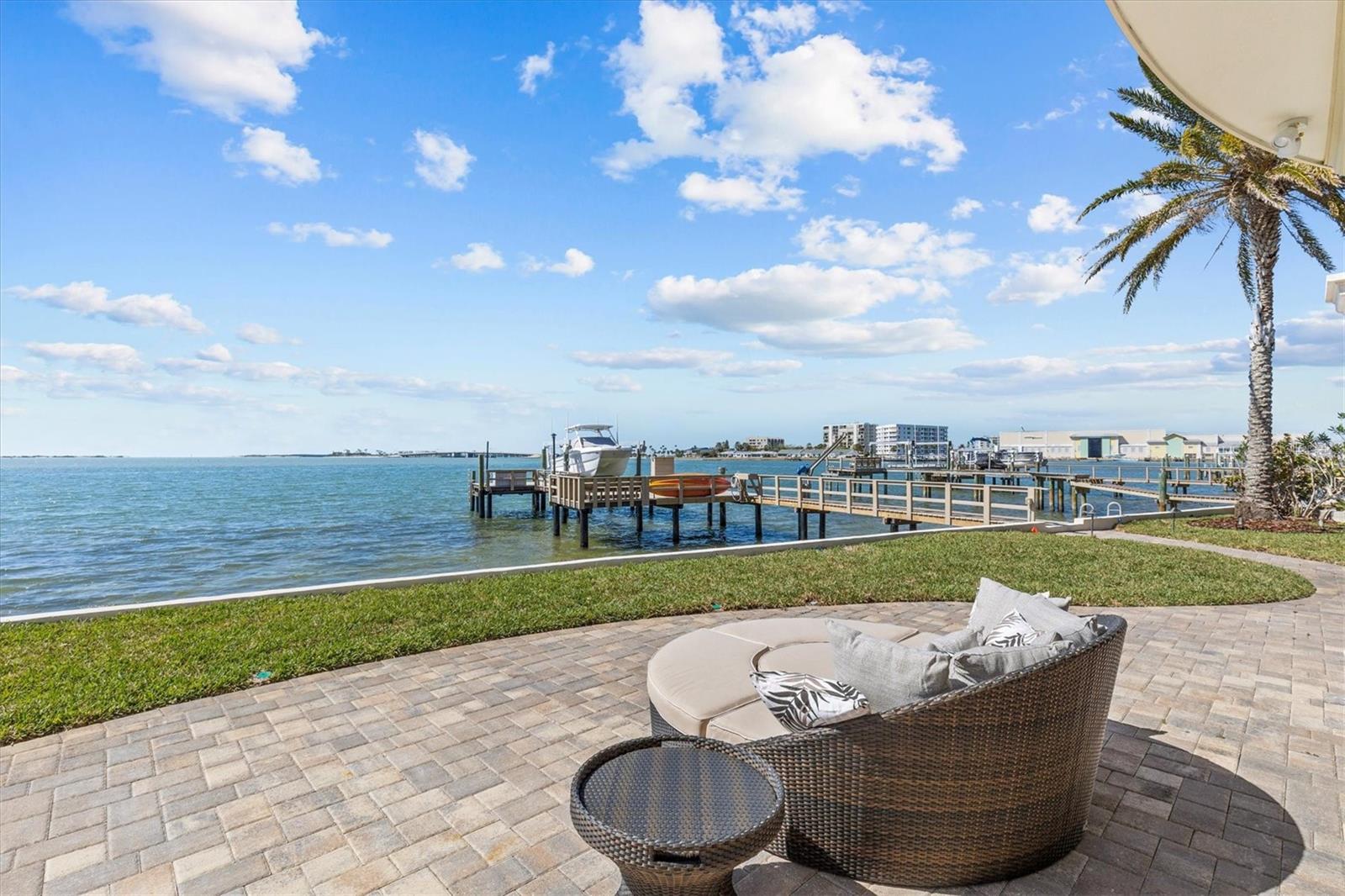 2402 BAYWOOD DR W, DUNEDIN, FL, 34698