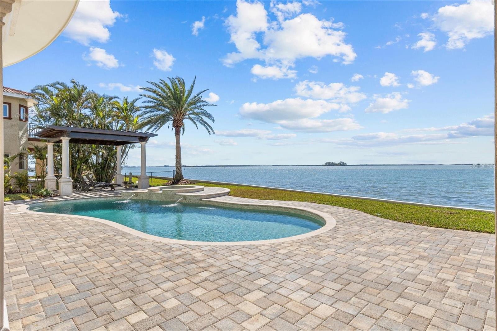 2402 BAYWOOD DR W, DUNEDIN, FL, 34698