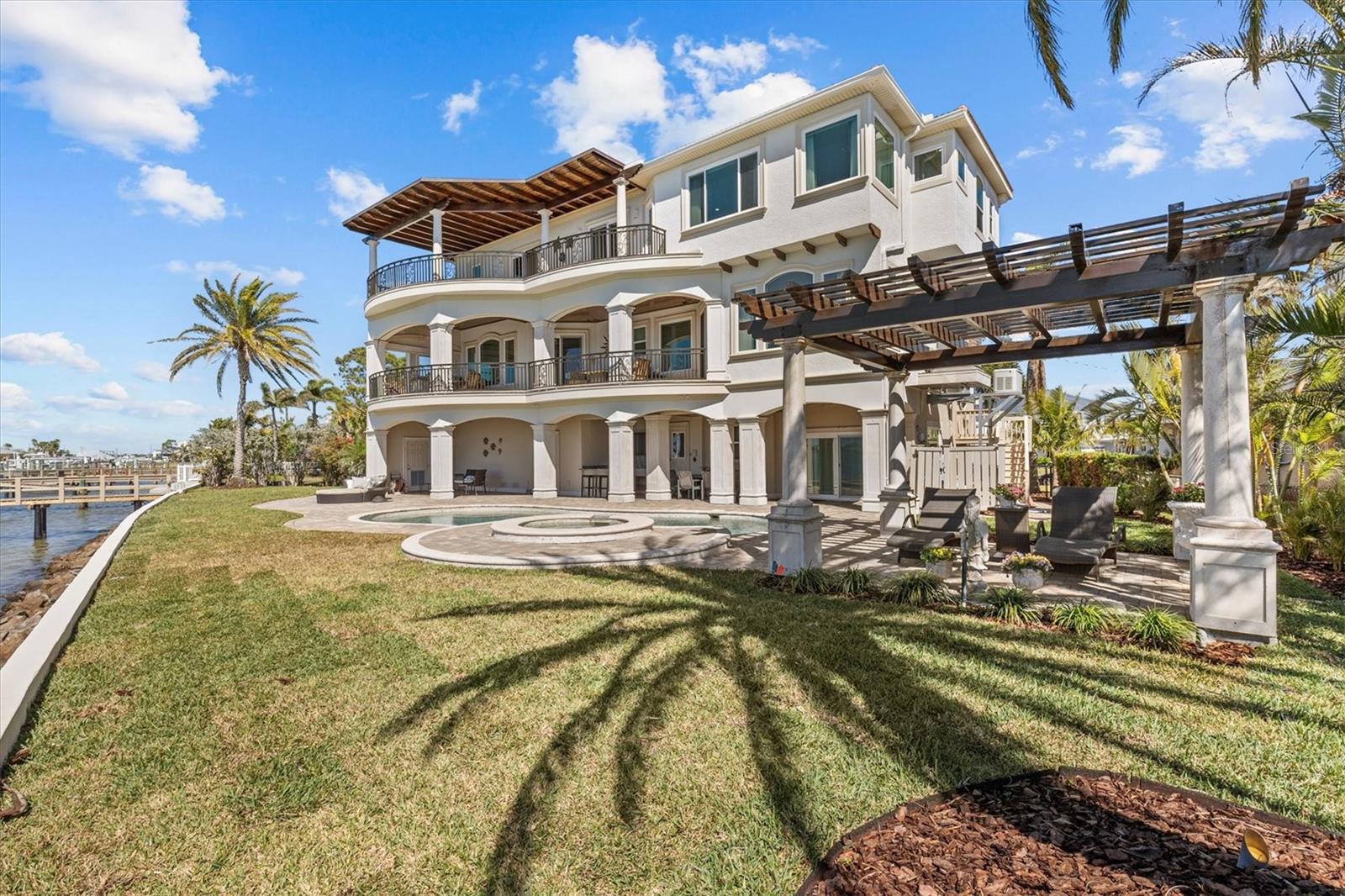 2402 BAYWOOD DR W, DUNEDIN, FL, 34698