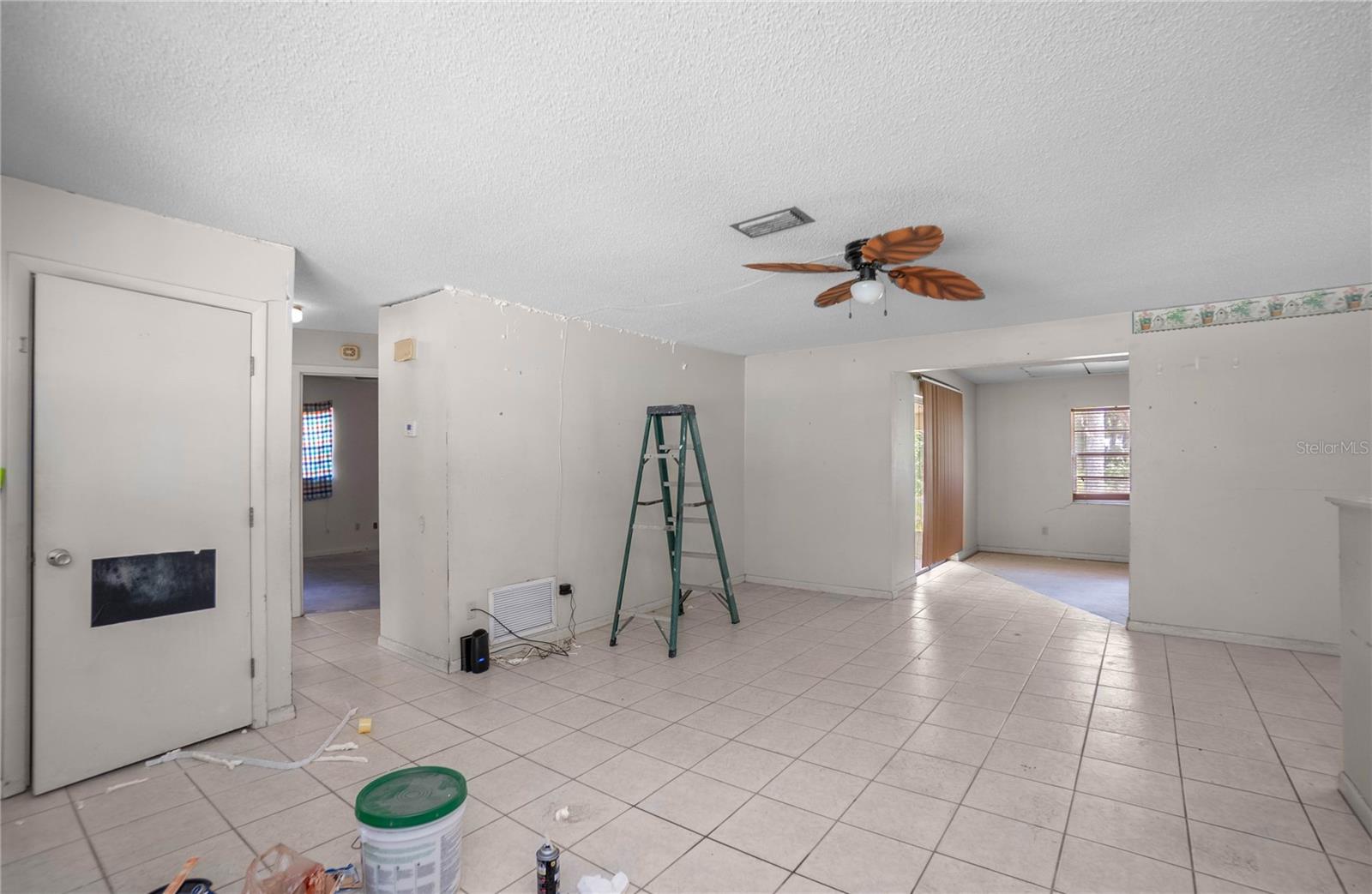 1561 NW 21ST ST, CRYSTAL RIVER, FL, 34428