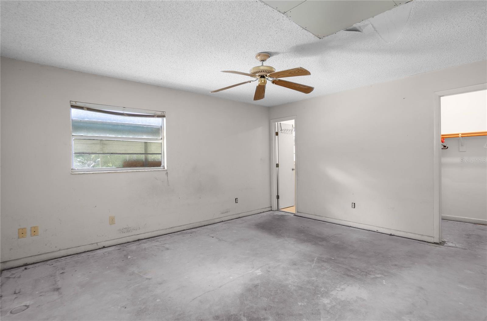 1561 NW 21ST ST, CRYSTAL RIVER, FL, 34428