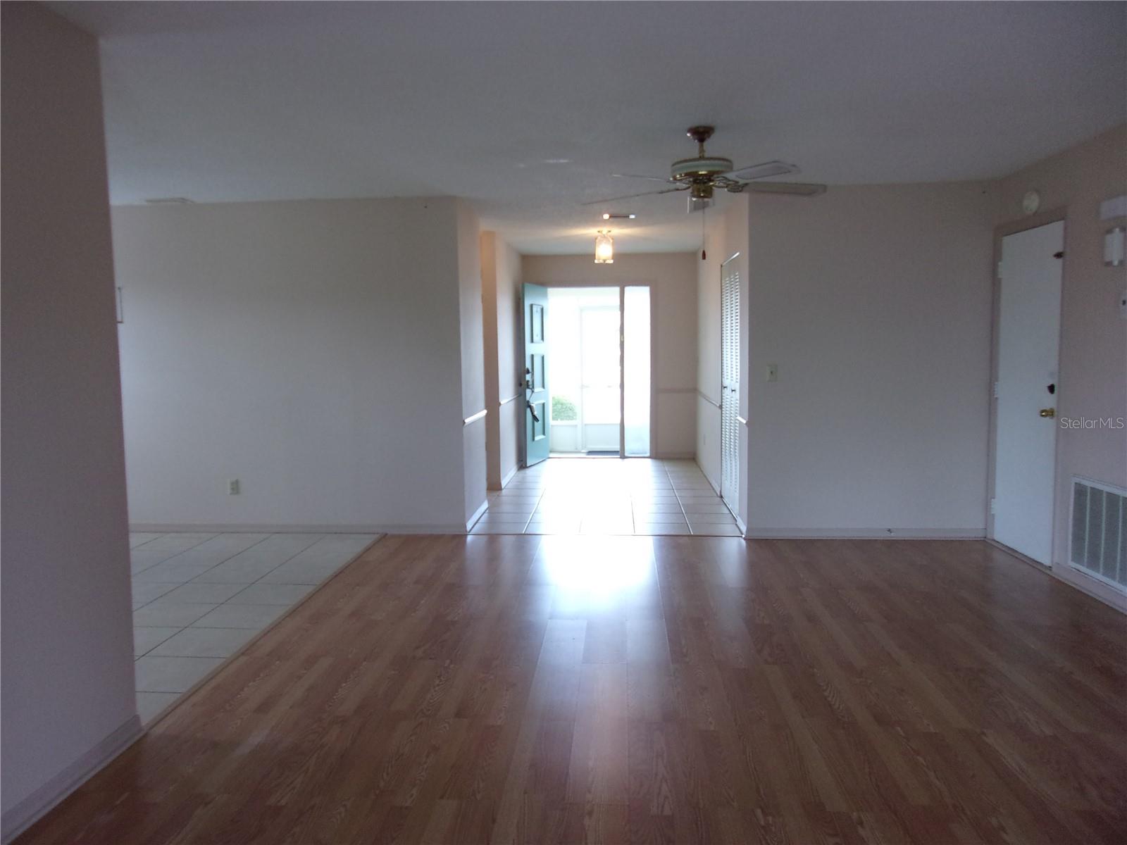 402 LA JOLLA AVE, SUN CITY CENTER, FL, 33573