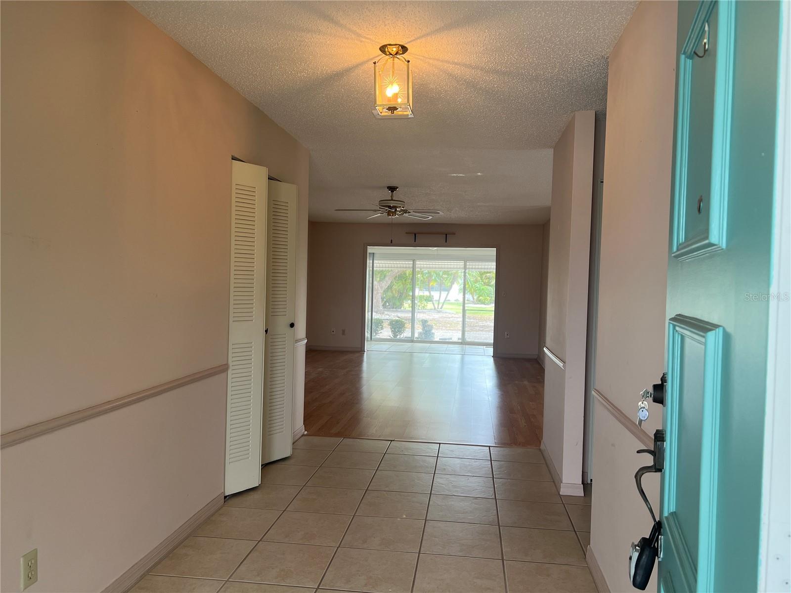 402 LA JOLLA AVE, SUN CITY CENTER, FL, 33573