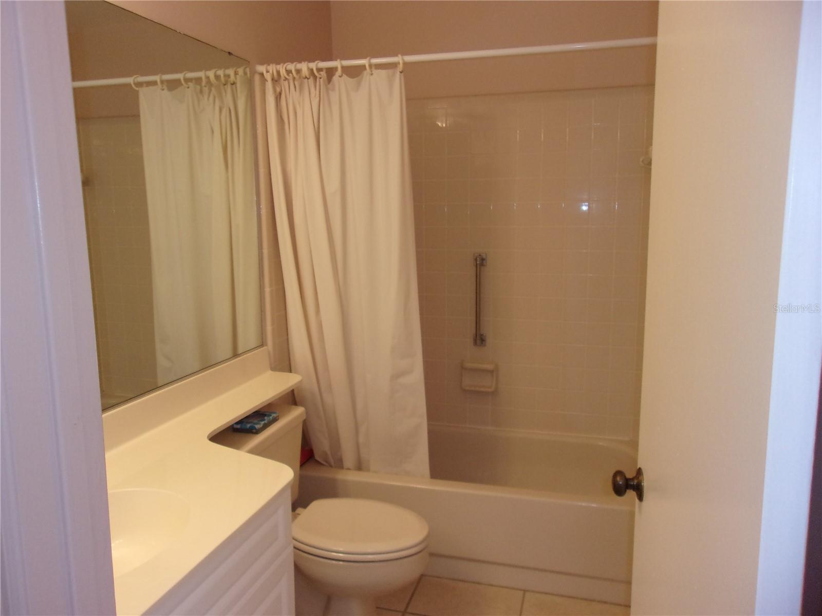 402 LA JOLLA AVE, SUN CITY CENTER, FL, 33573