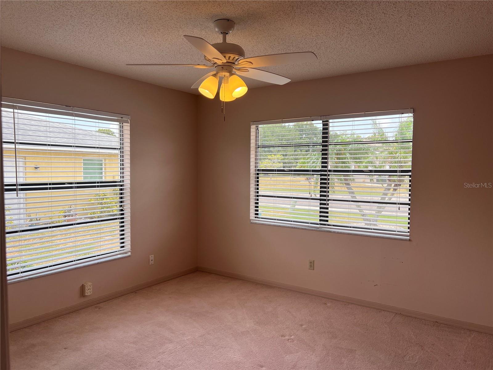 402 LA JOLLA AVE, SUN CITY CENTER, FL, 33573