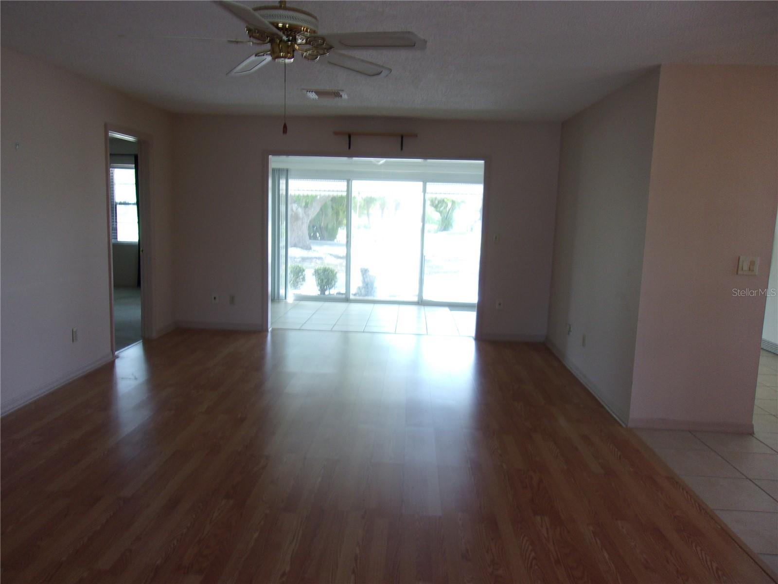 402 LA JOLLA AVE, SUN CITY CENTER, FL, 33573