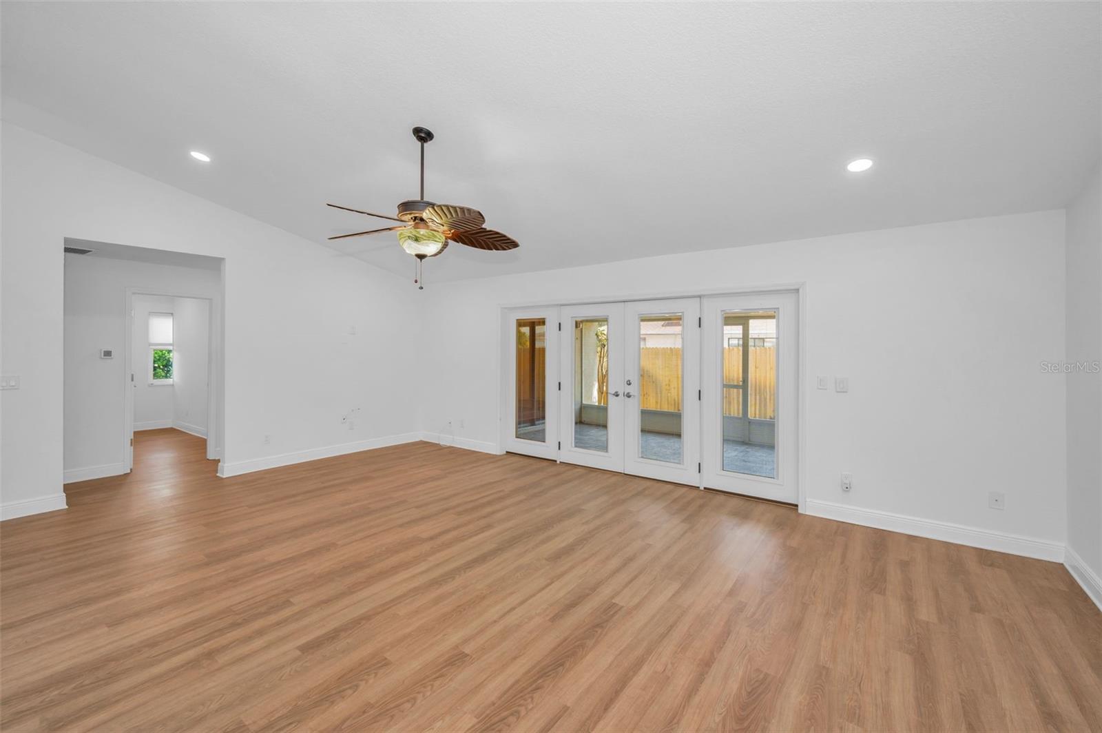 2200 HORAN WAY S, GULFPORT, FL, 33707