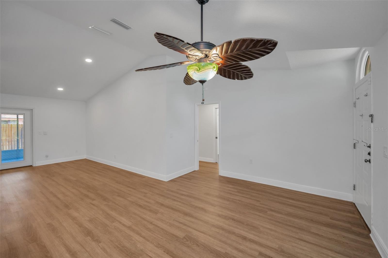 2200 HORAN WAY S, GULFPORT, FL, 33707