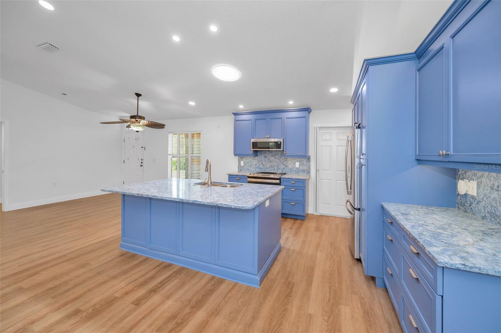 2200 HORAN WAY S, GULFPORT, FL, 33707