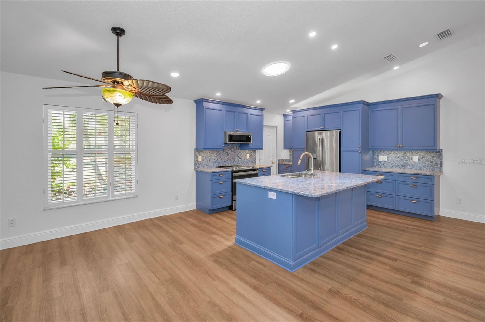 2200 HORAN WAY S, GULFPORT, FL, 33707