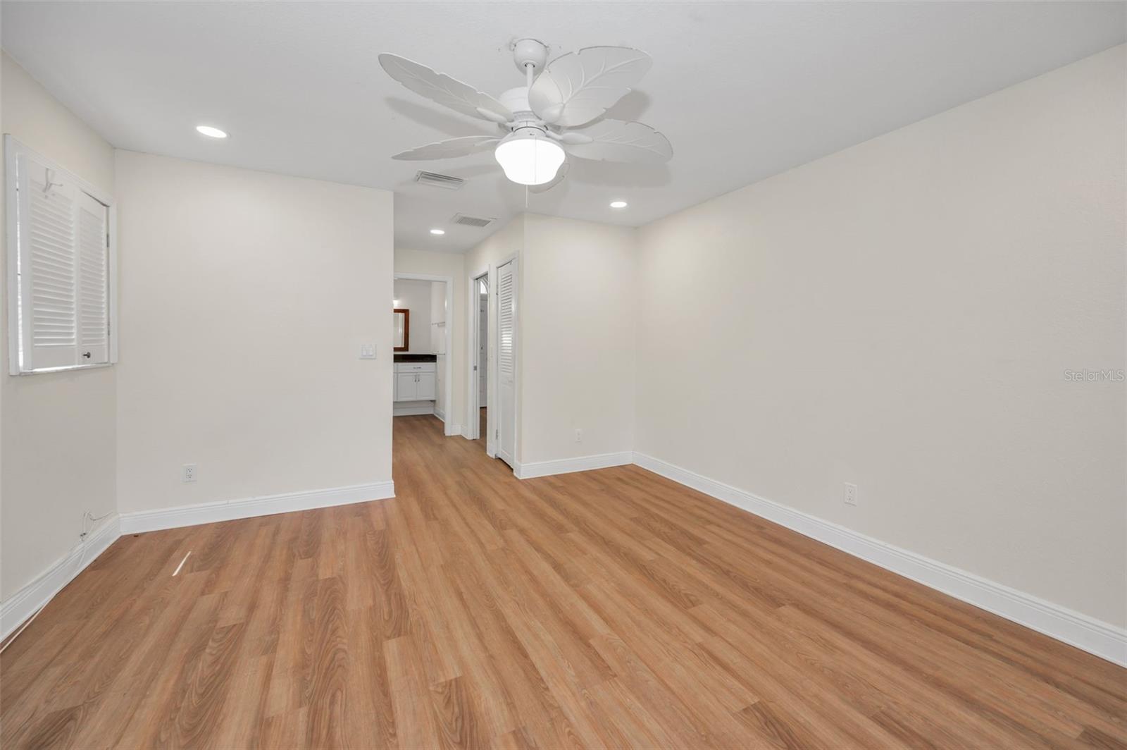 2200 HORAN WAY S, GULFPORT, FL, 33707