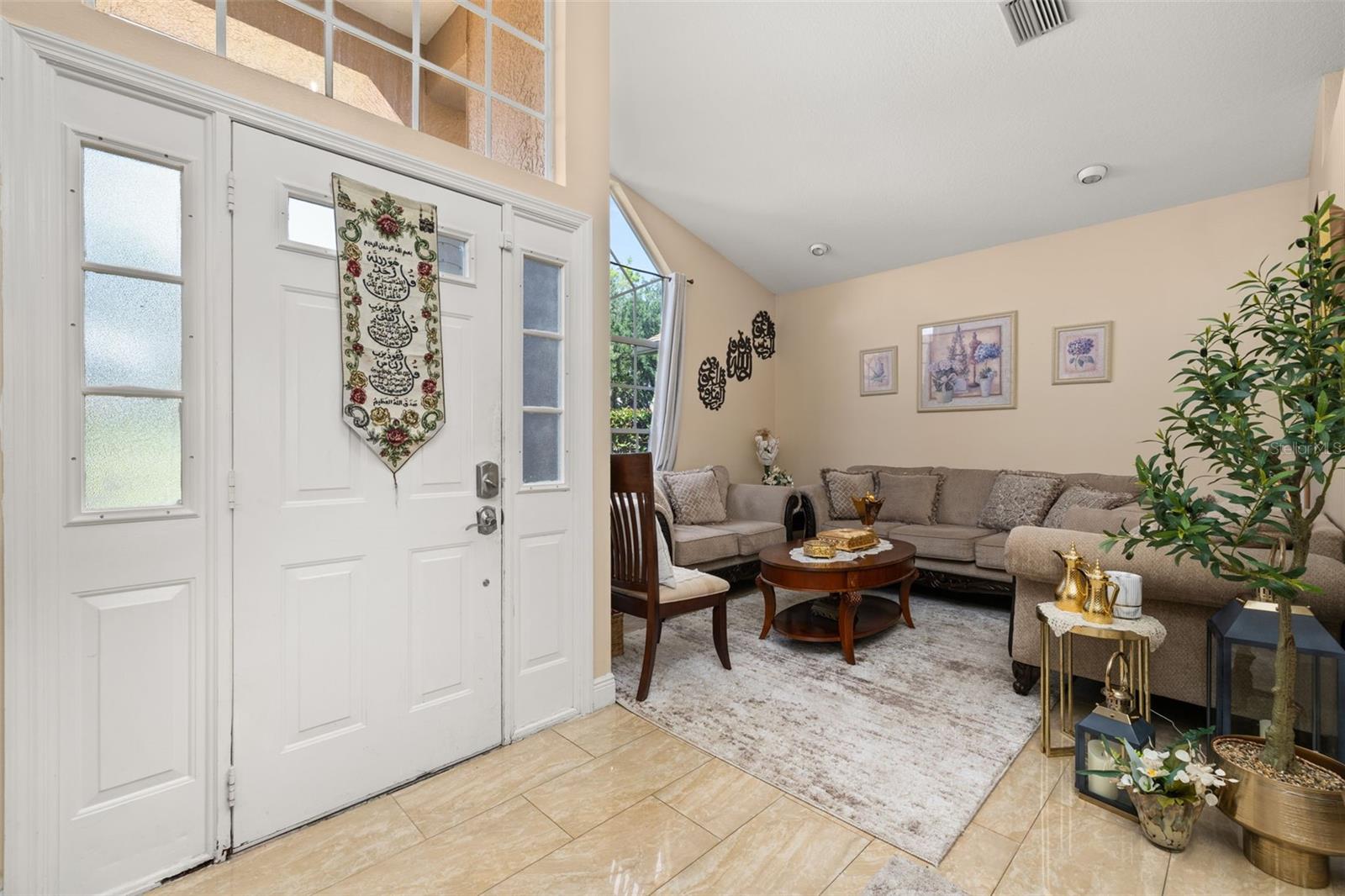 O6296332 Property Photo