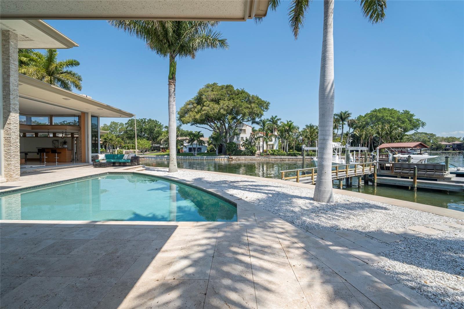 10 BRIGHTWATERS CIR NE, ST PETERSBURG, FL, 33704