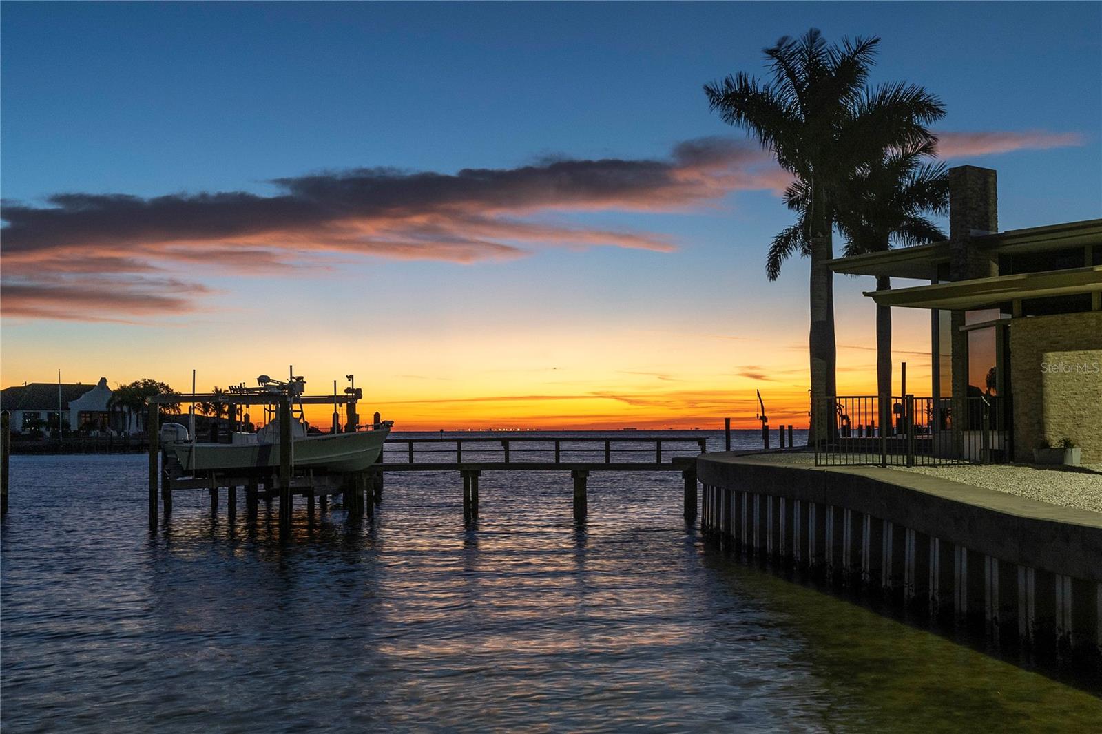 10 BRIGHTWATERS CIR NE, ST PETERSBURG, FL, 33704