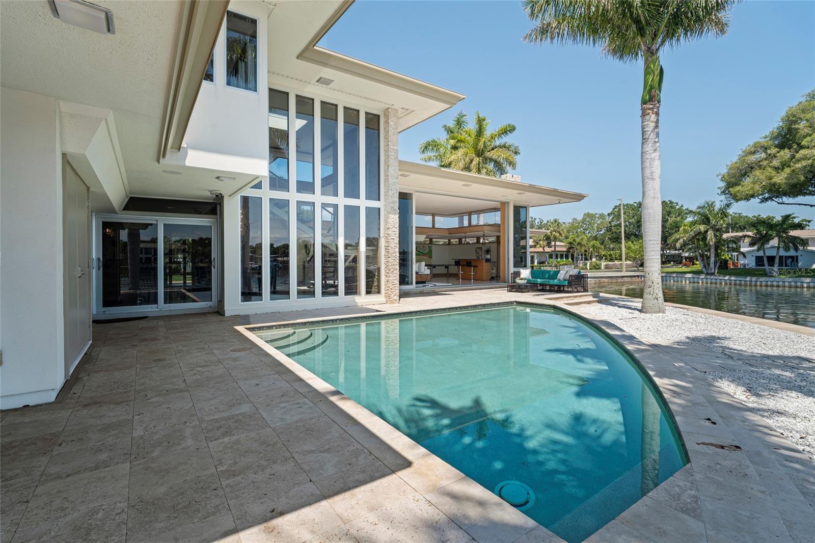 10 BRIGHTWATERS CIR NE, ST PETERSBURG, FL, 33704