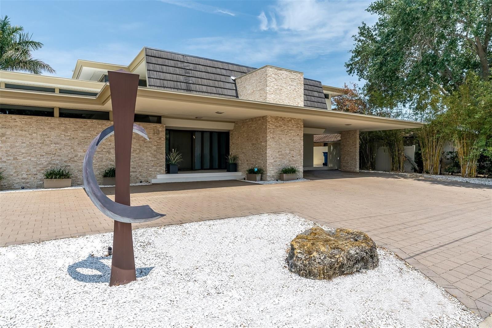 10 BRIGHTWATERS CIR NE, ST PETERSBURG, FL, 33704