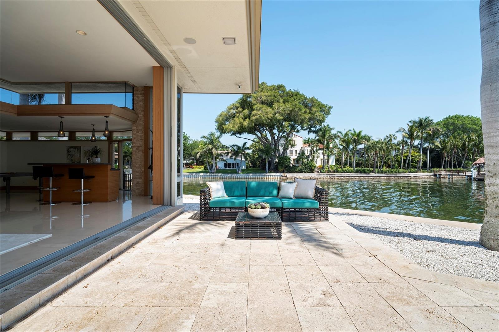 10 BRIGHTWATERS CIR NE, ST PETERSBURG, FL, 33704