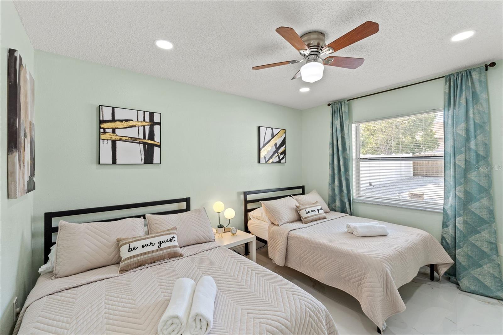 439 E BOYER ST, TARPON SPRINGS, FL, 34689