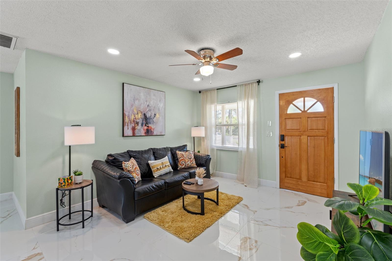 439 E BOYER ST, TARPON SPRINGS, FL, 34689