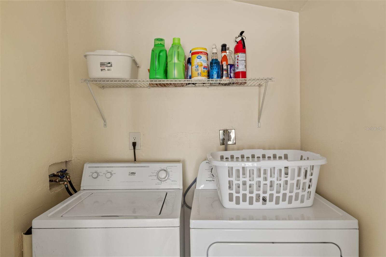 439 E BOYER ST, TARPON SPRINGS, FL, 34689
