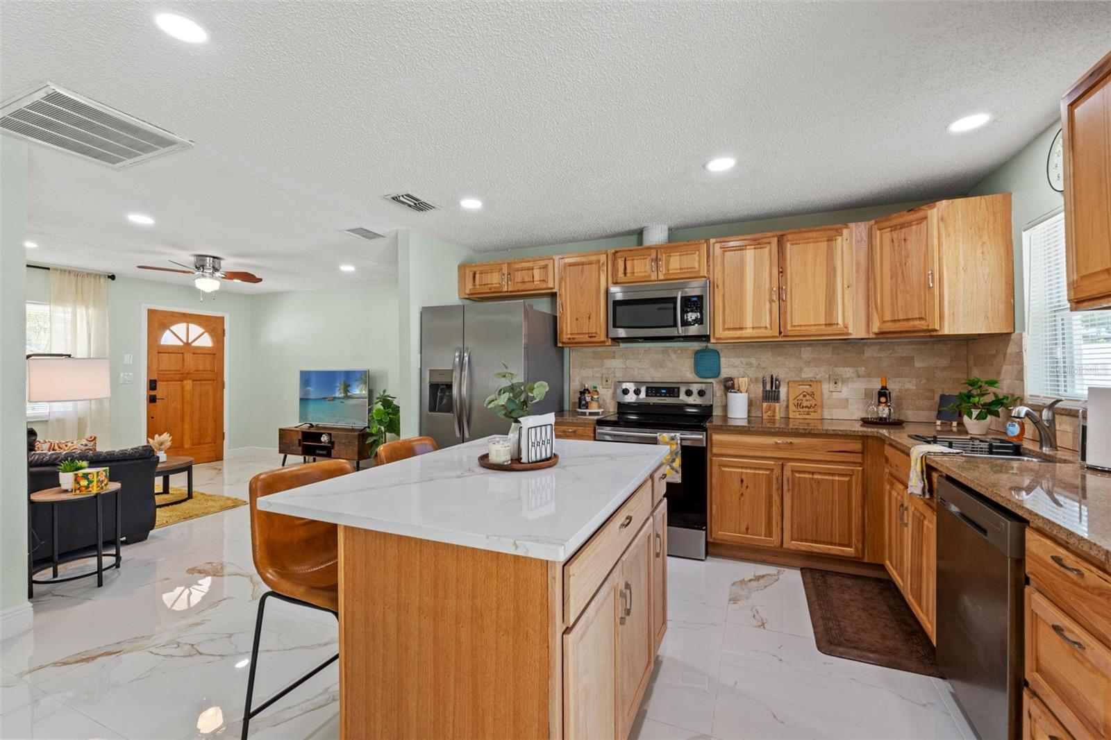 439 E BOYER ST, TARPON SPRINGS, FL, 34689