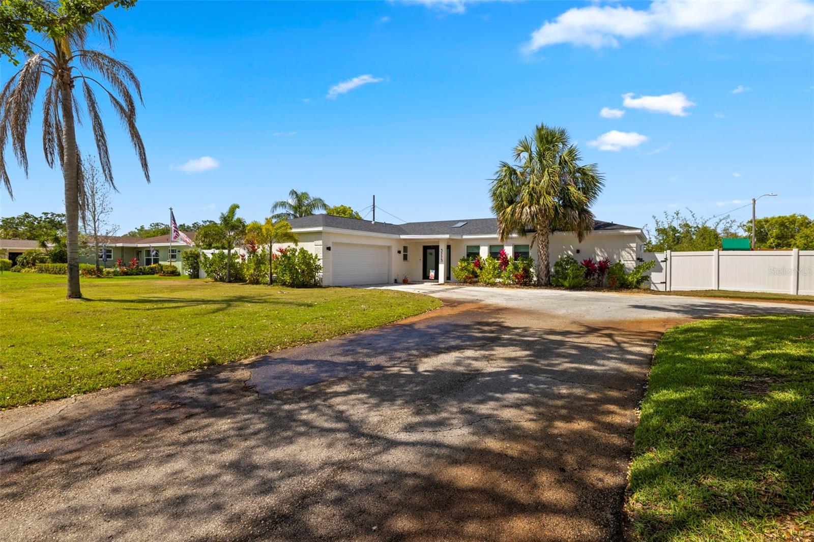 3775 HARBOR HEIGHTS DR, LARGO, FL, 33774