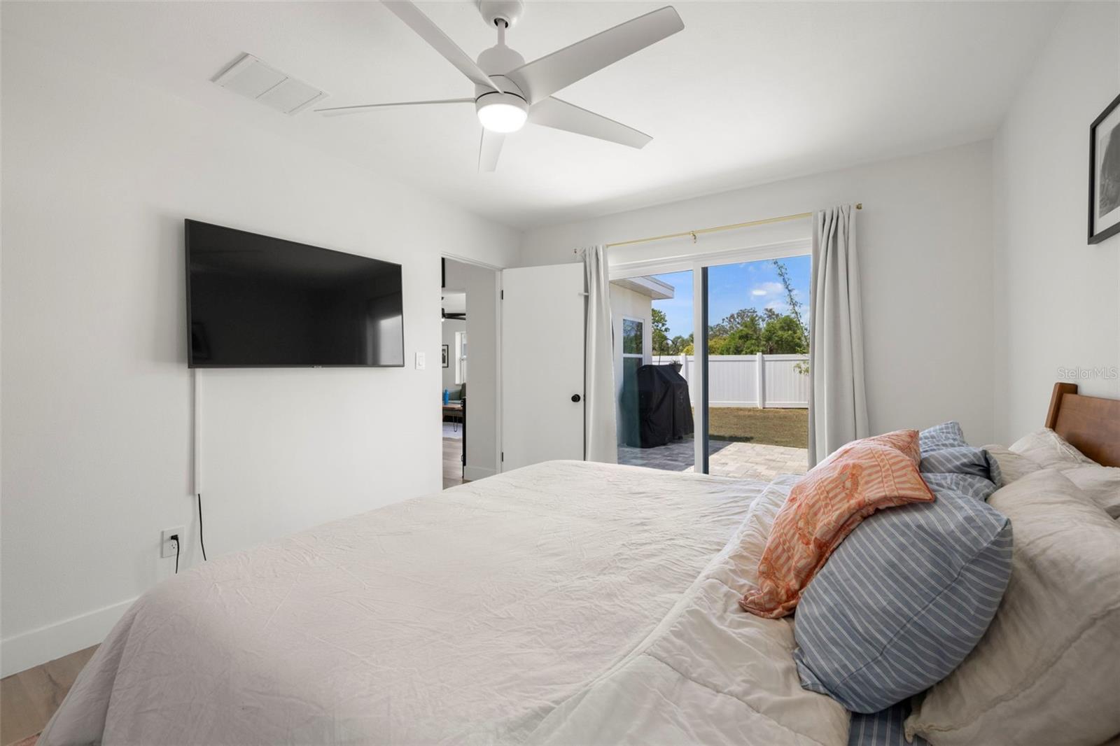 3775 HARBOR HEIGHTS DR, LARGO, FL, 33774