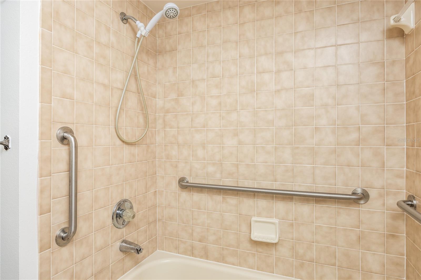 2925 STARMOUNT DR, VALRICO, FL, 33596