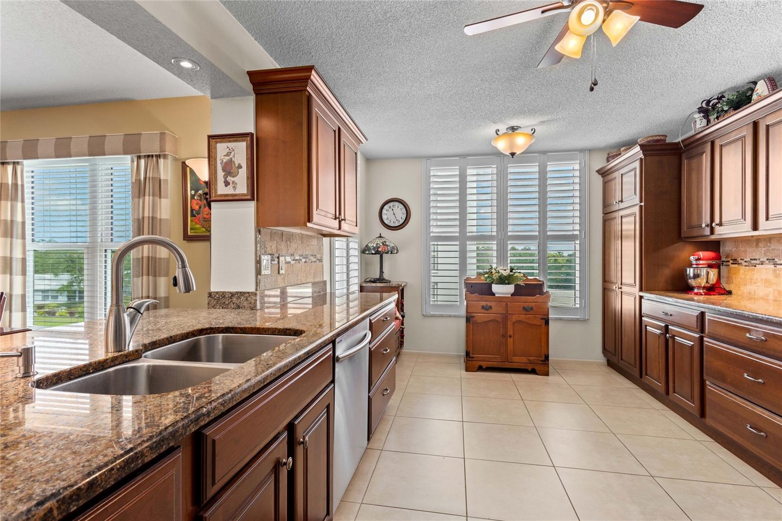 3790 PINEBROOK CIR #408, BRADENTON, FL, 34209