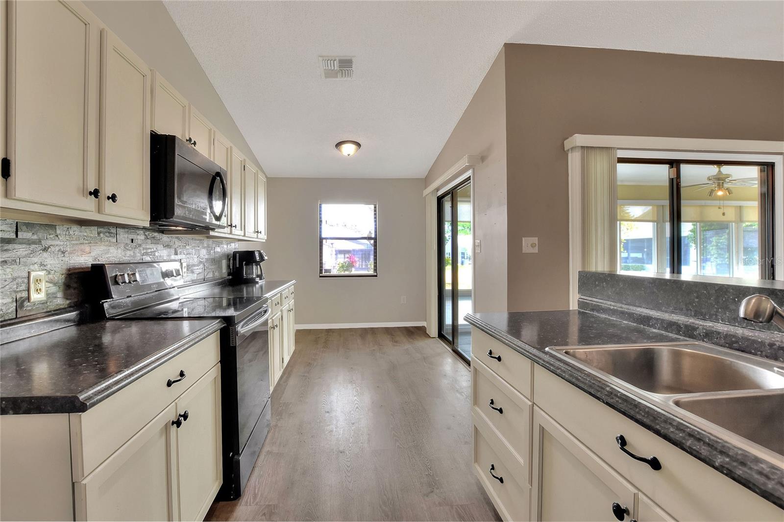 1010 PENGUIN PL, LAKELAND, FL, 33809