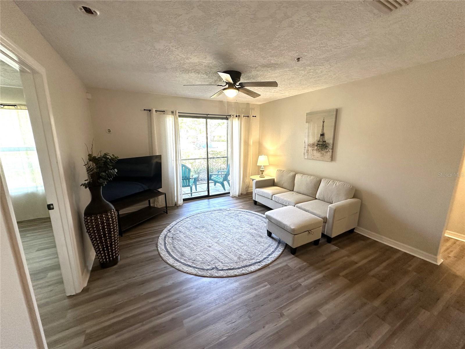 4005 CROCKERS LAKE BLVD #11, SARASOTA, FL, 34238
