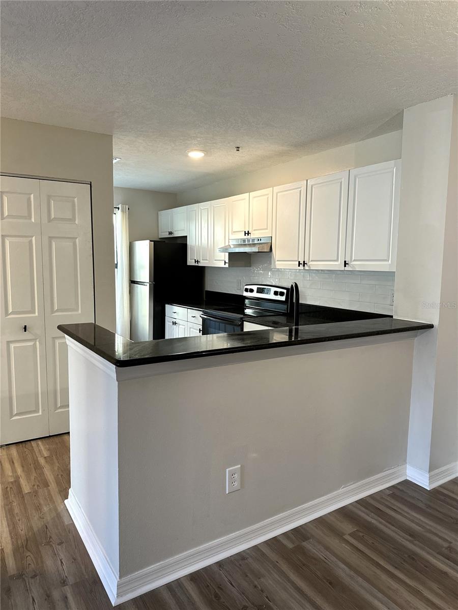 4005 CROCKERS LAKE BLVD #11, SARASOTA, FL, 34238