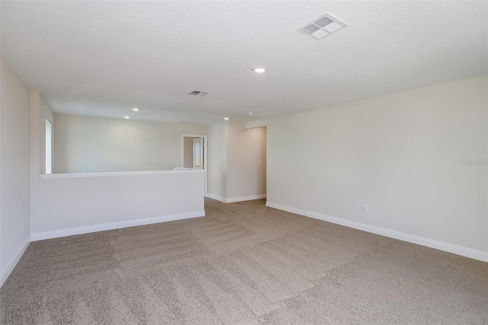 10037 SURREY ROSE DR, SAN ANTONIO, FL, 33576