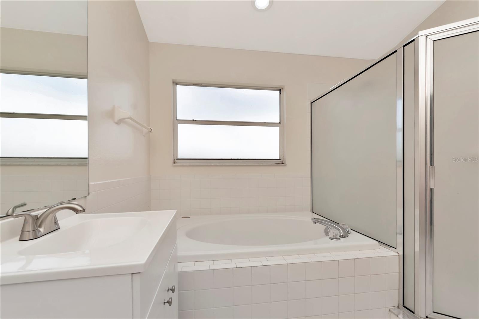 12653 LONGCREST DR, RIVERVIEW, FL, 33579