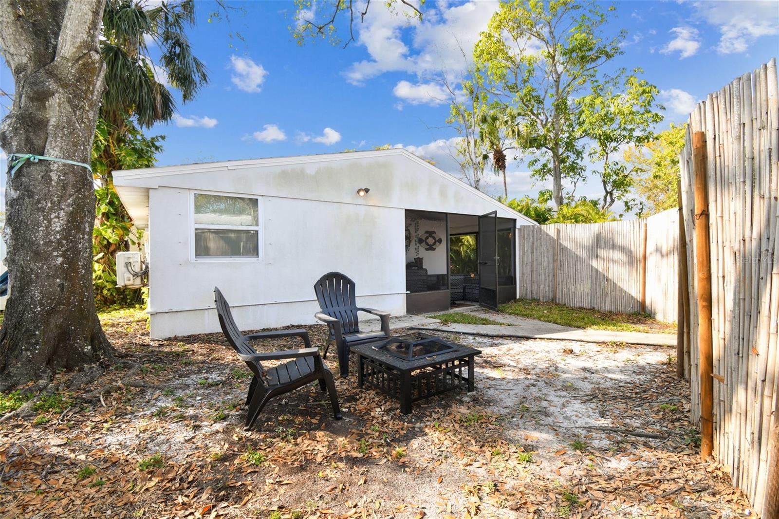 610 N WOODLYNNE AVE, TAMPA, FL, 33609