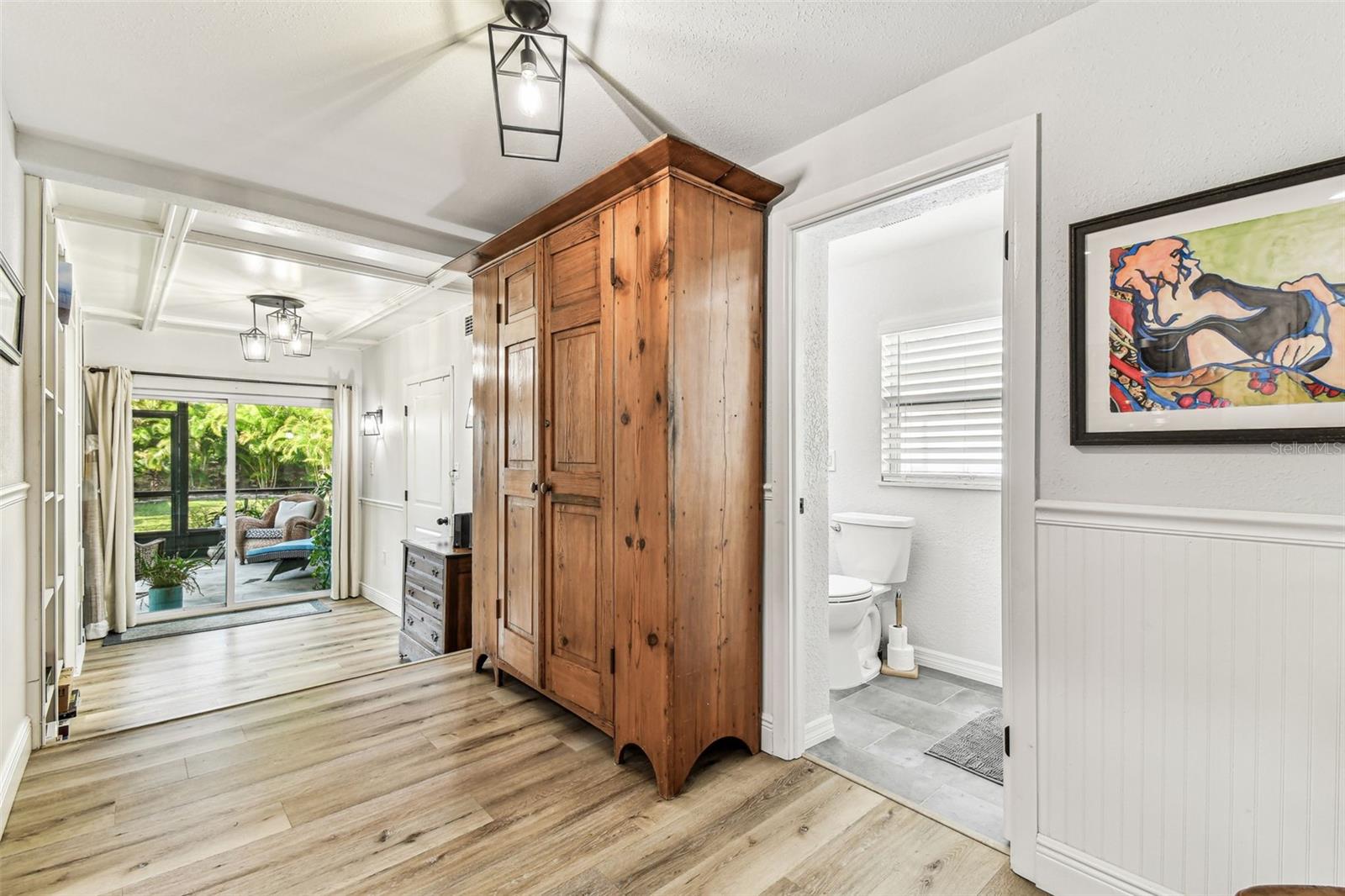 610 N WOODLYNNE AVE, TAMPA, FL, 33609