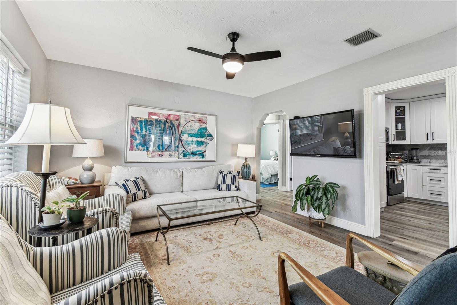 610 N WOODLYNNE AVE, TAMPA, FL, 33609